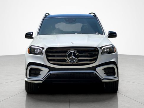 New 2026 Mercedes-Benz GLS 580 4MATIC image 8
