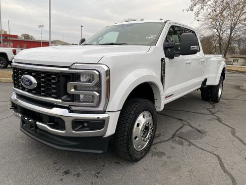 New 2026 Ford F450 XLT w/ XLT Premium Package image 4