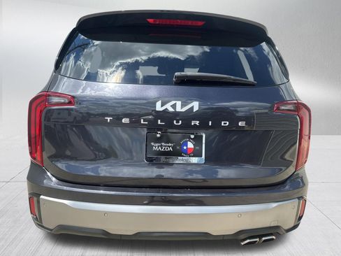Used 2025 Kia Telluride S FWD image 7