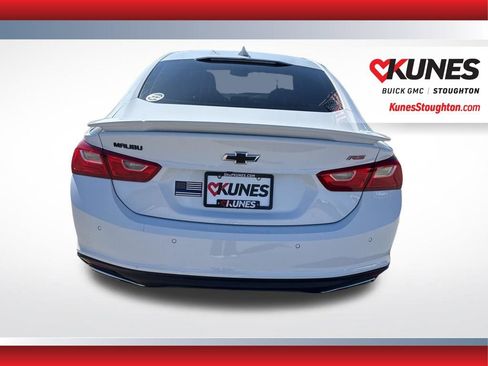 Used 2022 Chevrolet Malibu RS image 8