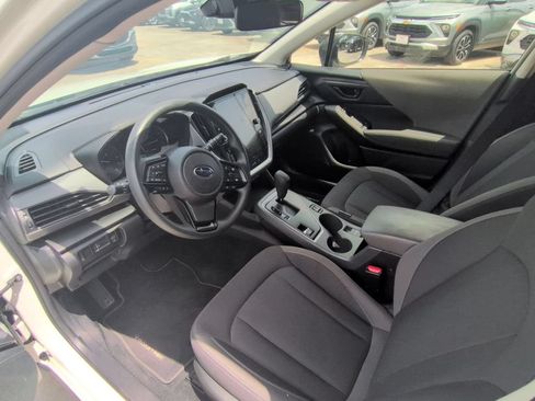 Used 2025 Subaru Crosstrek 2.5i Premium AWD/4WD image 15