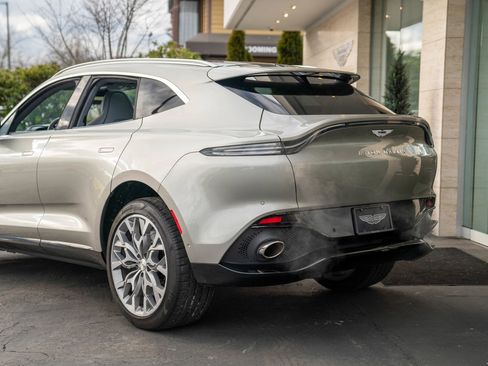 Used 2021 Aston Martin DBX image 47
