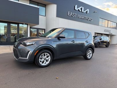 Used 2024 Kia Soul LX w/ Option Group 015