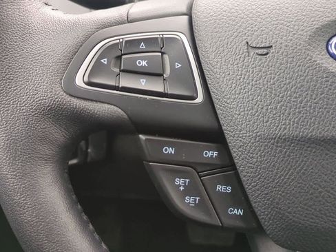 Used 2018 Ford Focus Titanium image 24