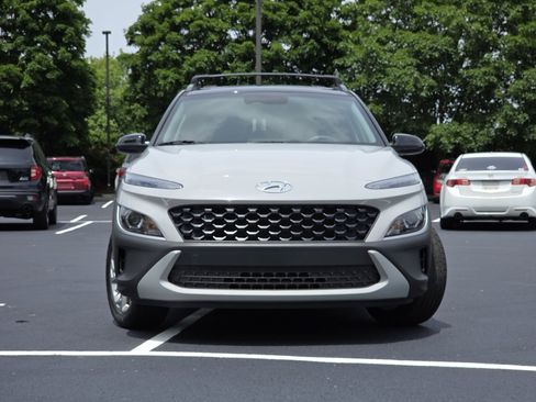 Used 2023 Hyundai Kona SEL AWD/4WD image 16