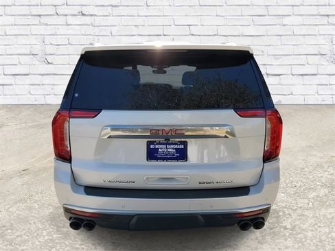 Certified 2022 GMC Yukon Denali image 3