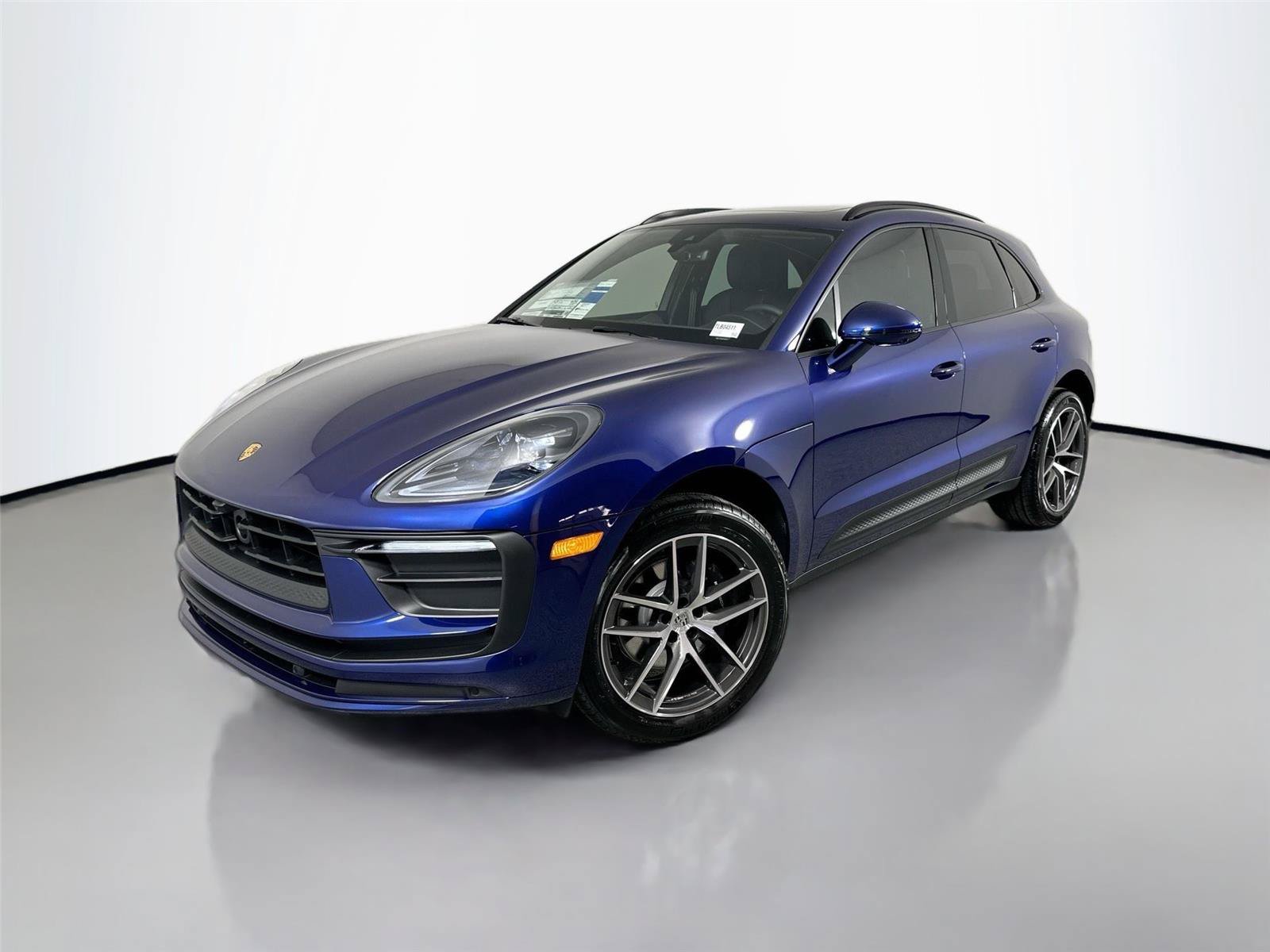 Certified 2026 Porsche Macan Turbo AWD/4WD image 1