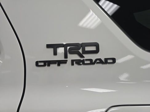 Used 2025 Toyota 4Runner TRD Off-Road image 11