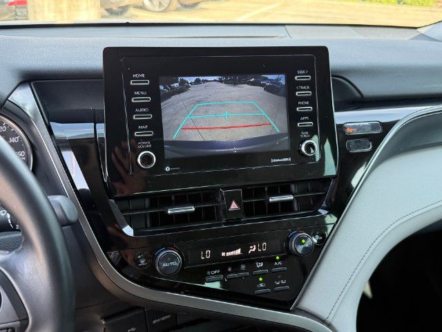 Used 2022 Toyota Camry SE FWD image 19
