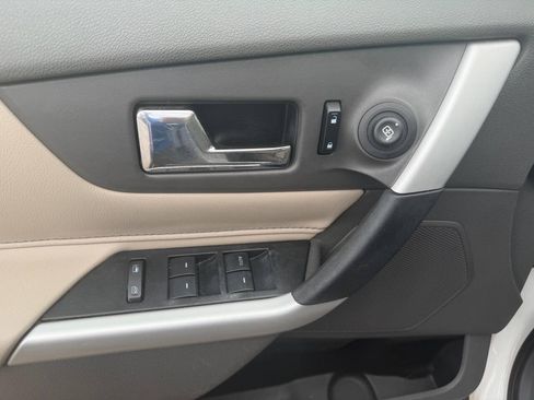 Used 2013 Ford Edge Limited AWD/4WD image 25