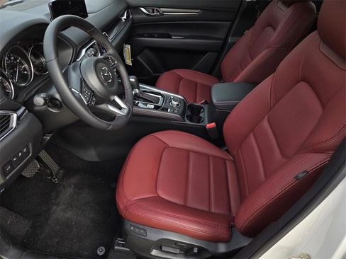New 2025 MAZDA CX-5 Carbon Edition image 18