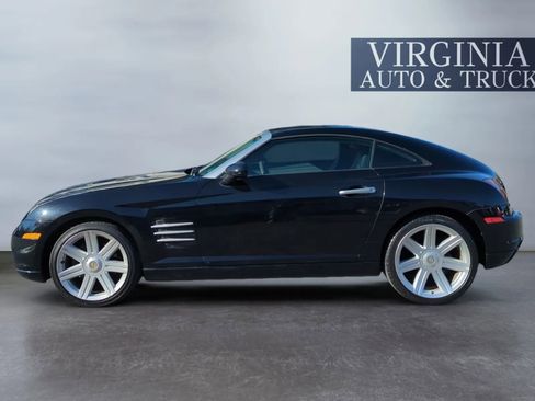 Used 2005 Chrysler Crossfire Limited image 2