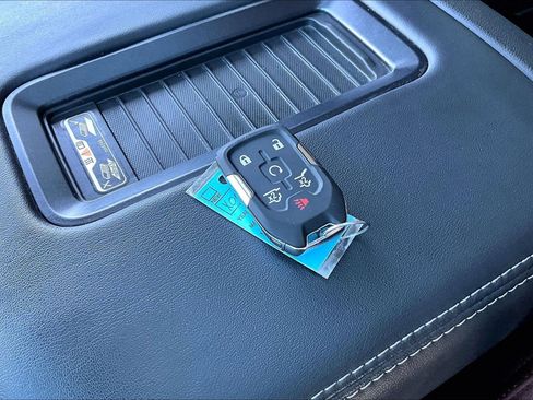 Used 2019 Chevrolet Tahoe Premier w/ Premier Plus Edition image 15