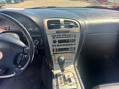 Used 2004 Lincoln LS RWD image 10