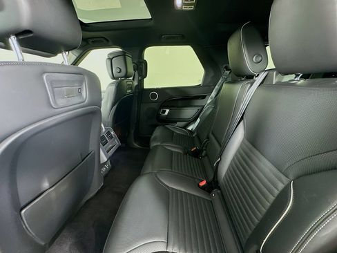 Used 2022 Land Rover Discovery S R-Dynamic AWD/4WD image 36