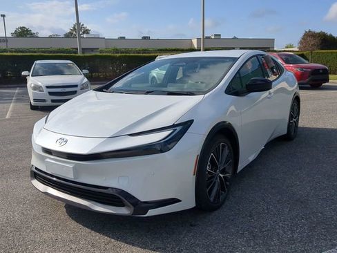 New 2026 Toyota Prius XLE image 8