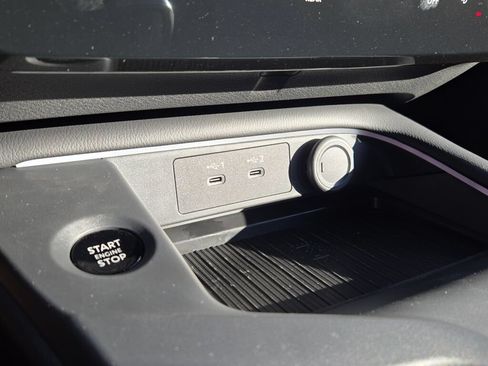 Used 2026 Nissan Sentra SV w/ SV Convenience Package FWD image 25