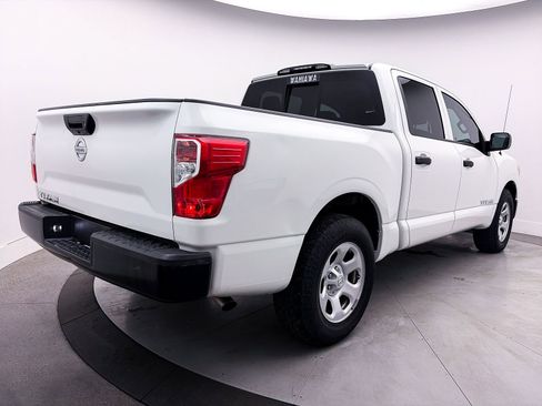 Used 2018 Nissan Titan S RWD image 13