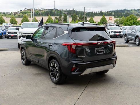 Certified 2025 Kia Seltos SX w/ SX Sunroof Package AWD/4WD image 5