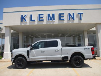 New 2025 Ford F250 Lariat w/ Lariat Ultimate Package