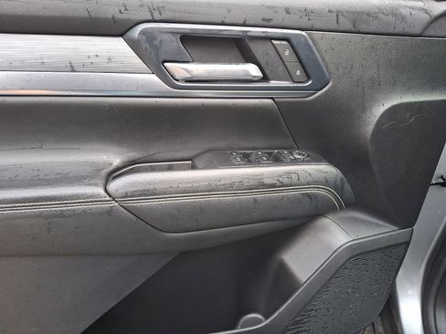 Used 2025 GMC Terrain Elevation image 12