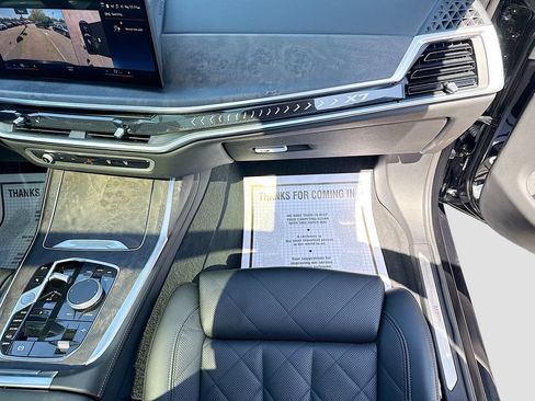 Used 2023 BMW X7 xDrive40i w/ Premium Package AWD/4WD image 18