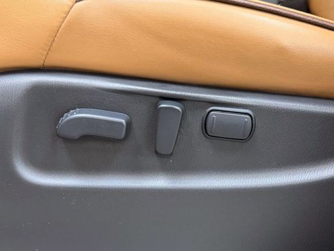 Used 2016 INFINITI QX80 4WD w/ Signature Edition Package image 42