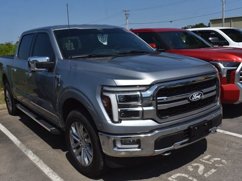 Used 2024 Ford F150 Lariat AWD/4WD image 3