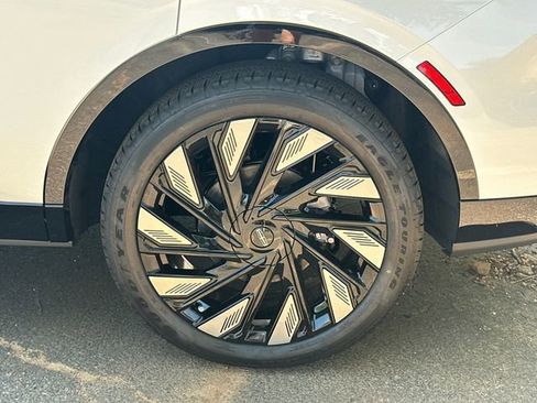 New 2026 Lincoln Nautilus Reserve AWD/4WD image 19