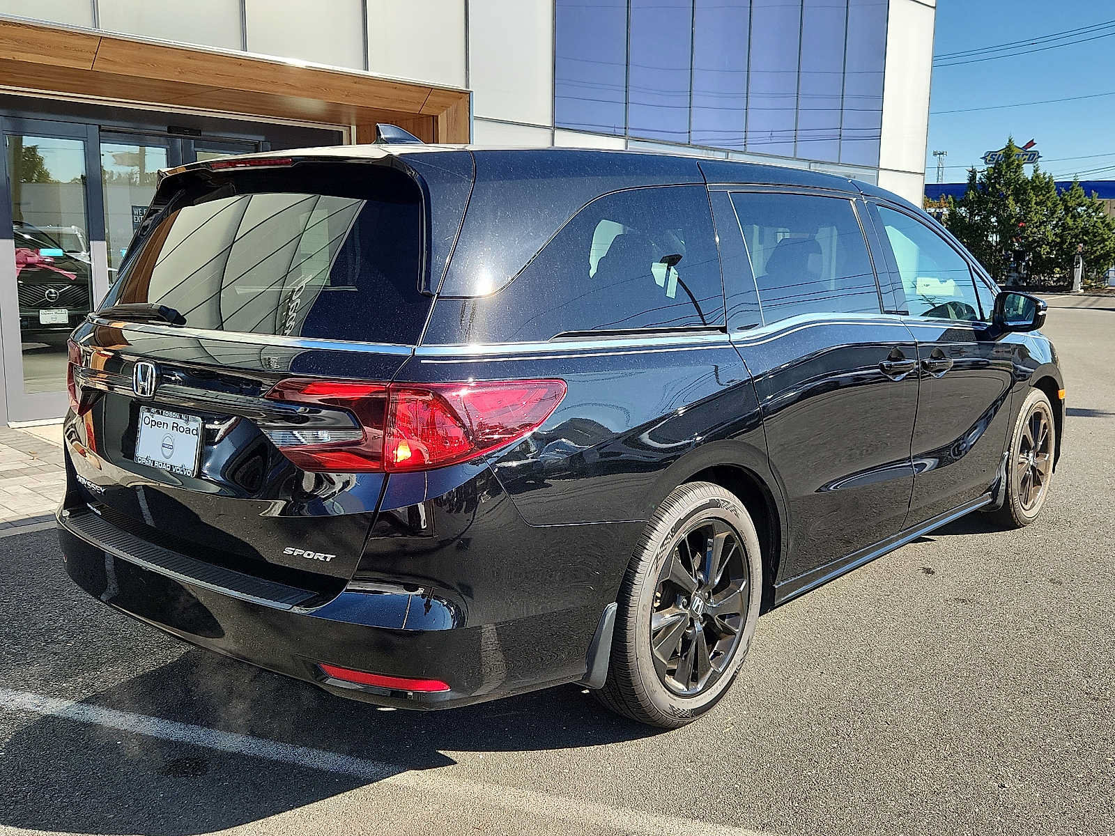 Used 2023 Honda Odyssey Sport image 6