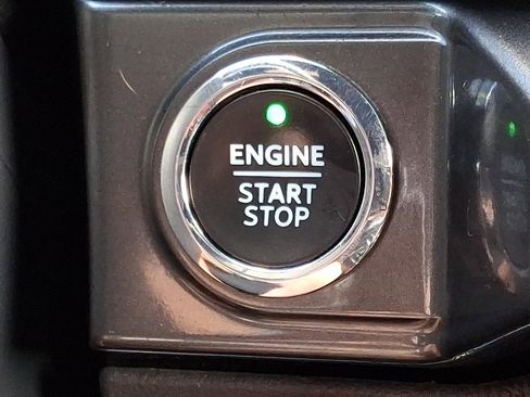 Certified 2022 Ford F150 XLT w/ Equipment Group 302A High image 22