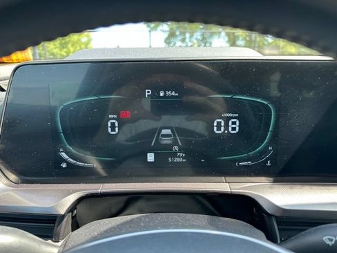Used 2025 Kia Telluride S AWD/4WD image 12