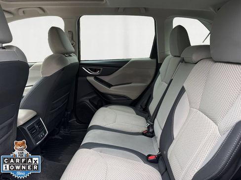 Used 2023 Subaru Forester Premium AWD/4WD image 14