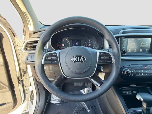 Used 2020 Kia Sorento L image 33