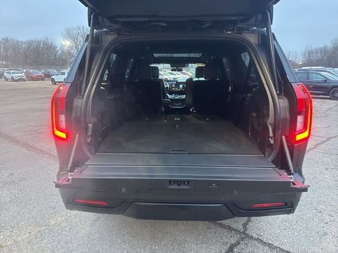 Used 2025 Ford Expedition Max Platinum w/ Stealth Performance Package image 24