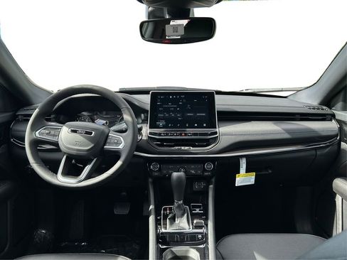 New 2026 Jeep Compass Limited image 29