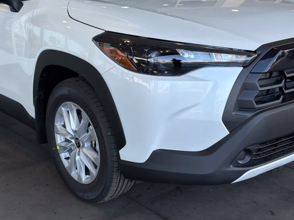 New 2026 Toyota Corolla Cross LE FWD image 8