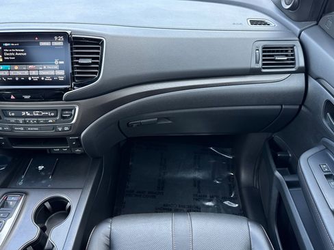 Certified 2024 Honda Ridgeline TrailSport image 29