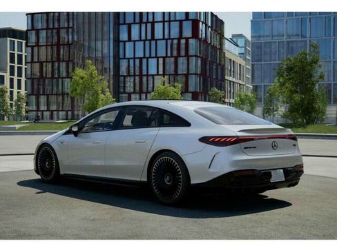 New 2025 Mercedes-Benz EQS AMG 4MATIC image 30