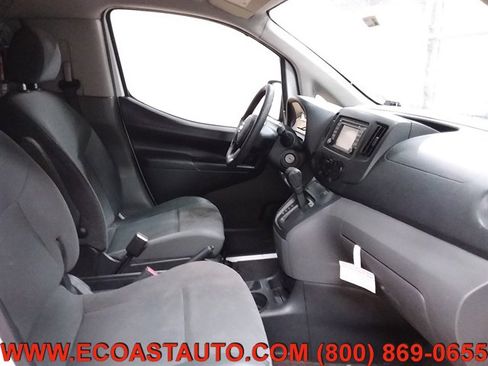 Used 2014 Nissan NV200 SV w/ Technology Package image 12