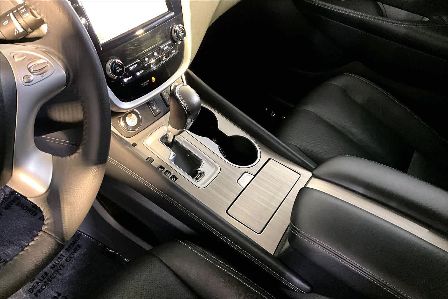 Used 2017 Nissan Murano SL AWD/4WD image 16