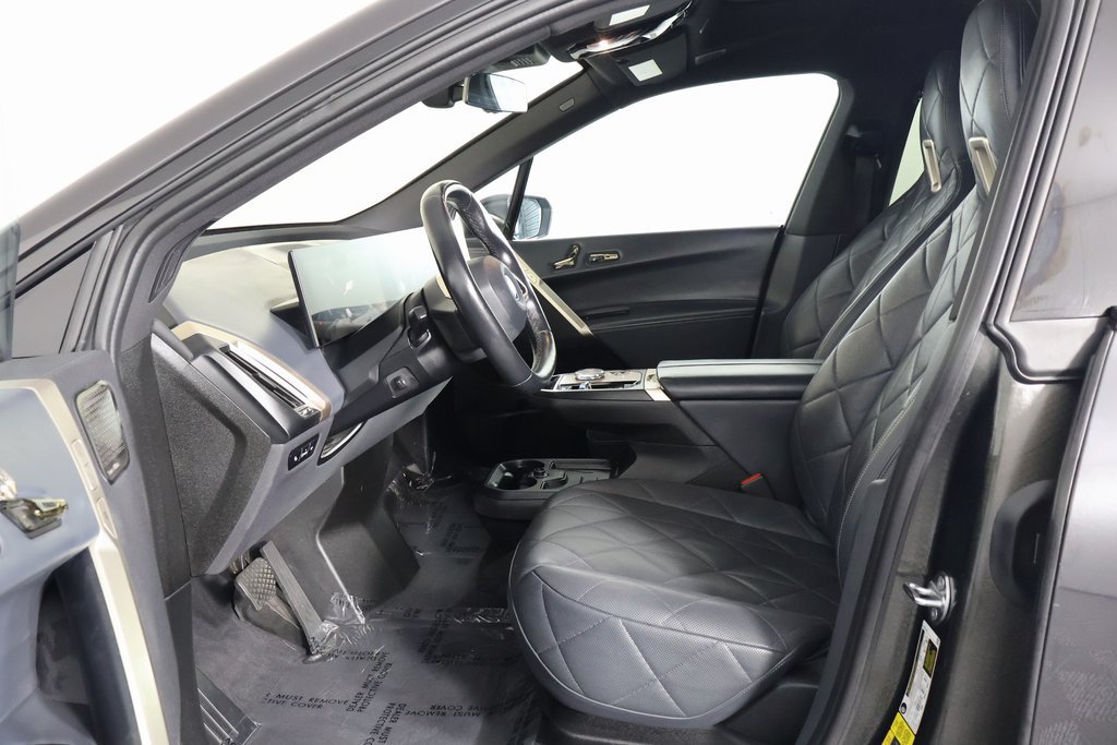 Certified 2023 BMW iX M60 w/ Executive Package AWD/4WD image 10