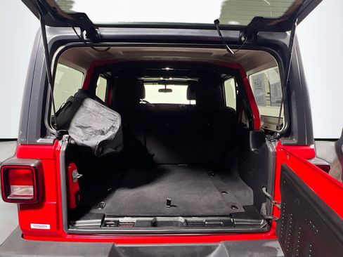 Used 2020 Jeep Wrangler Unlimited Sport S image 34