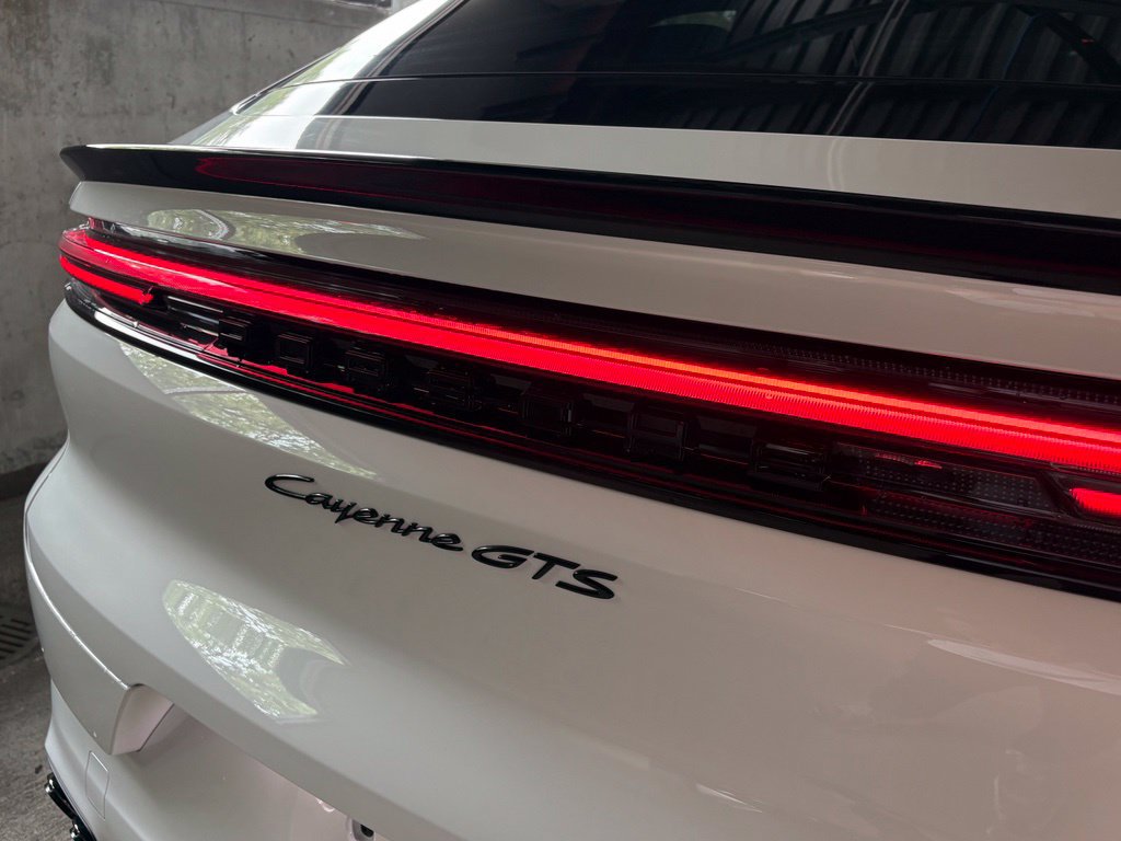 New 2026 Porsche Cayenne GTS AWD/4WD image 13