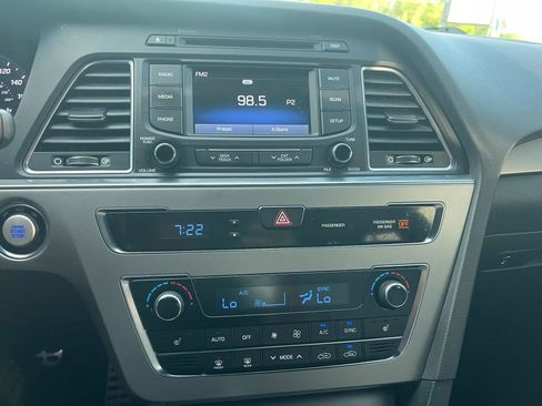 Used 2015 Hyundai Sonata Sport 2.0T FWD image 13