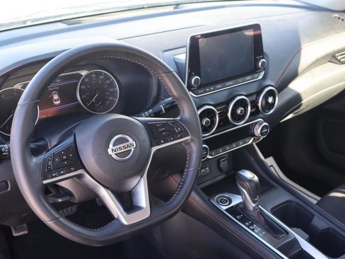 Used 2020 Nissan Sentra SR image 23