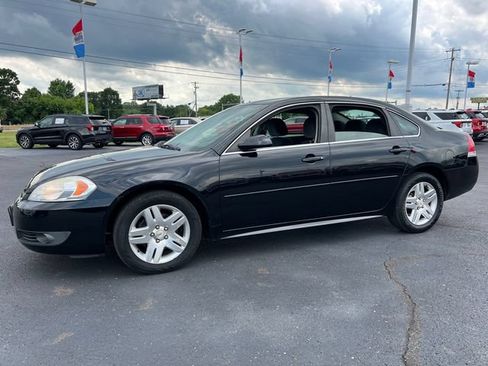 Used 2011 Chevrolet Impala LT FWD image 3