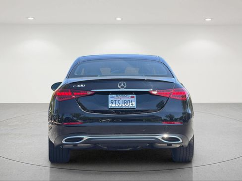 Used 2025 Mercedes-Benz C 300 Sedan image 4