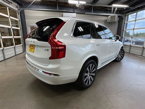 Used 2023 Volvo XC90 B5 Plus AWD/4WD image 5