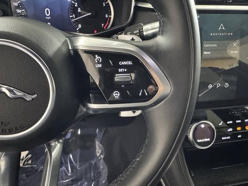 Used 2022 Jaguar F-PACE S image 18